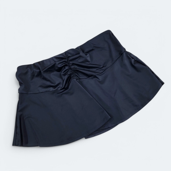 NEW Divided Black Gathered Flare Mini Women's Skirt Size Large - Picture 1 of 14